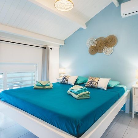 Le Touloublue - Tres Bel Appartement Face A La Mer Sainte-Anne  Extérieur photo