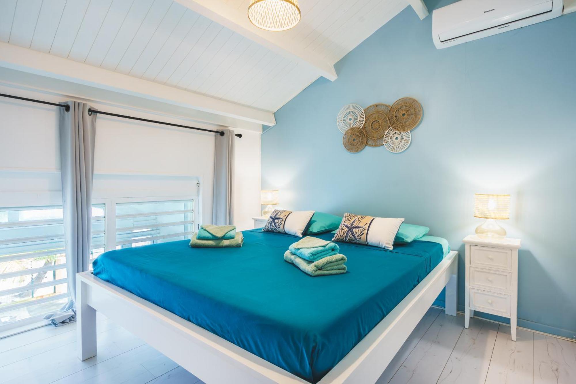 Le Touloublue - Tres Bel Appartement Face A La Mer Sainte-Anne  Extérieur photo